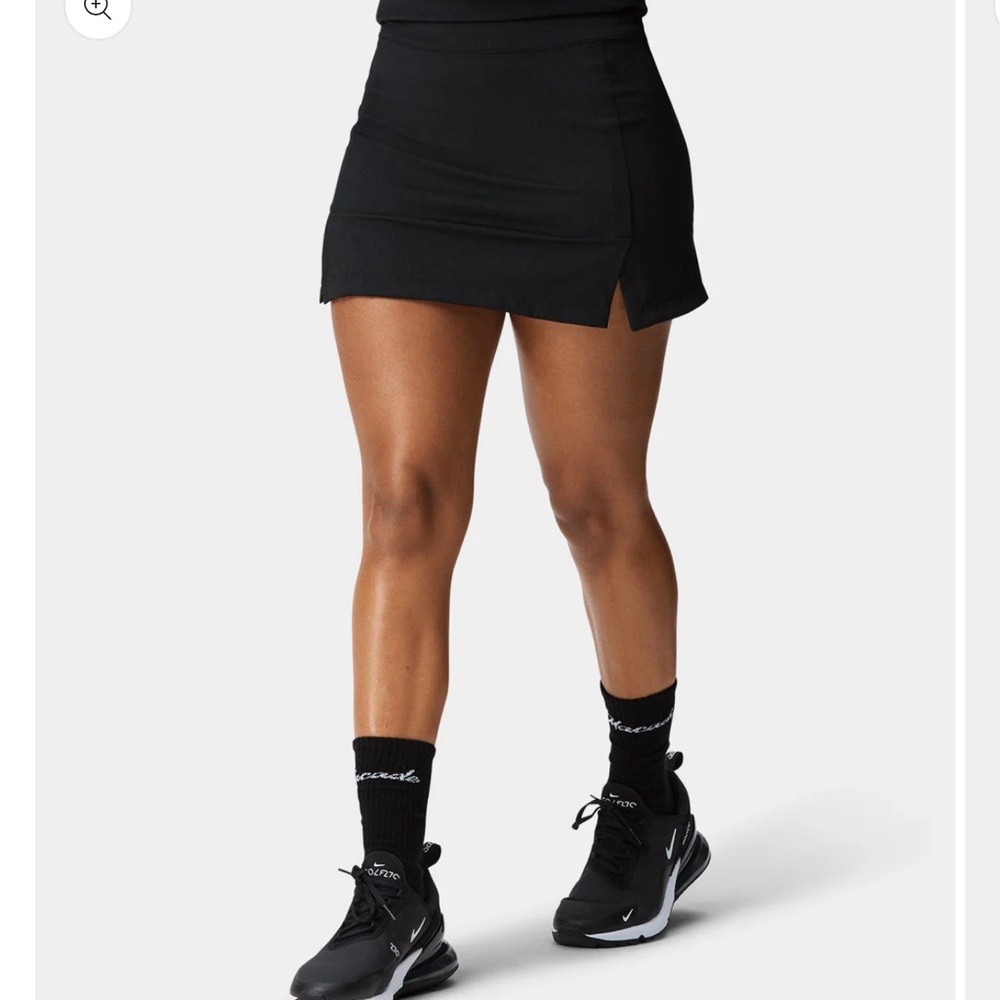 Macade Kate Flow golf skirt